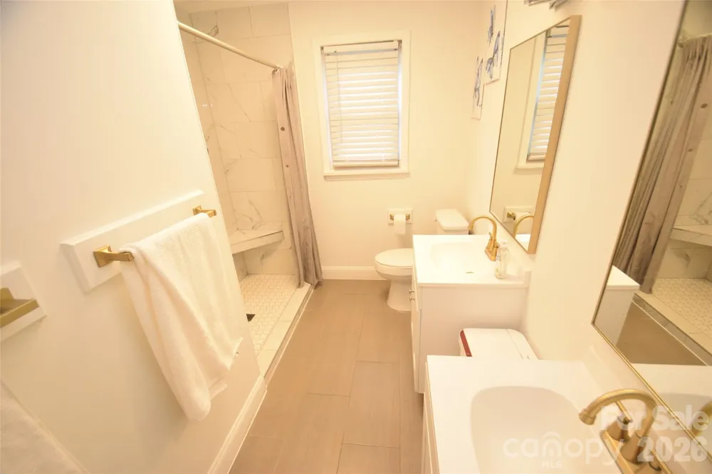 8202 Lawyers Road Mint Hill, NC 28227