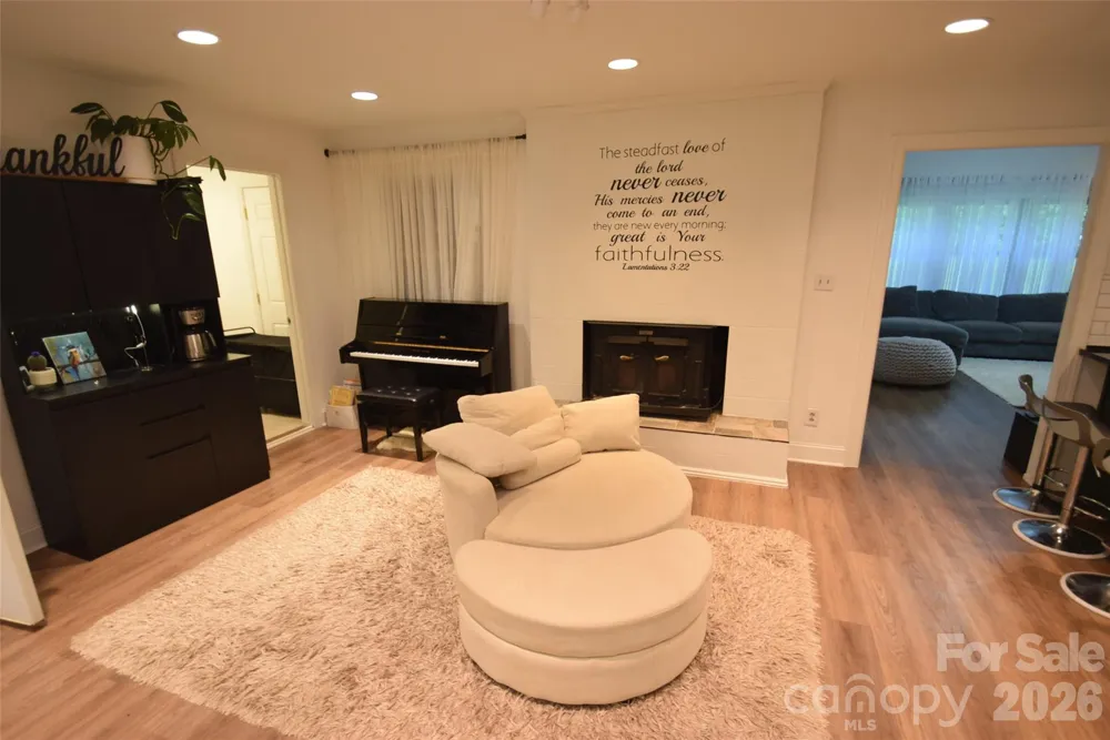 8202 Lawyers Road Mint Hill, NC 28227