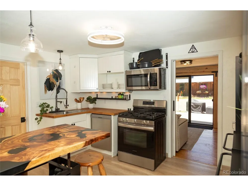 112 E 1st Street Creede, CO 81130