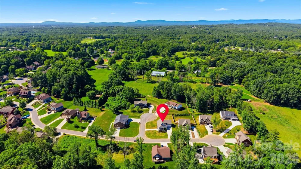 135 Maplewood Court Hudson, NC 28638