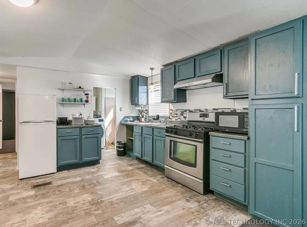 19700 Mooseville Drive Noble, OK 73068