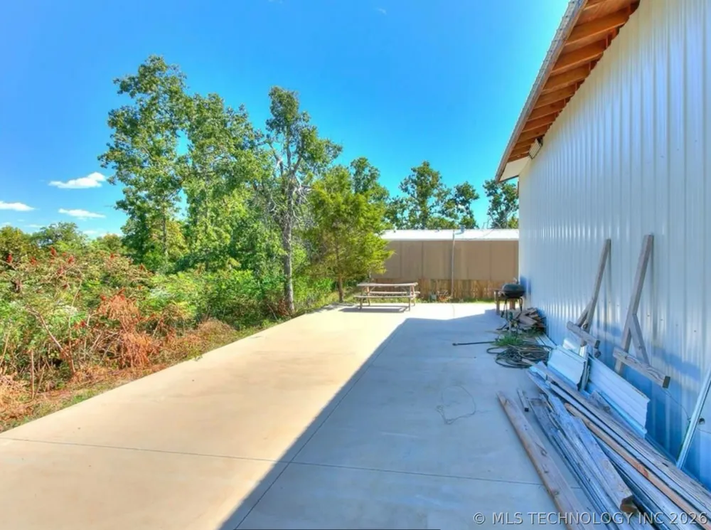 19700 Mooseville Drive Noble, OK 73068