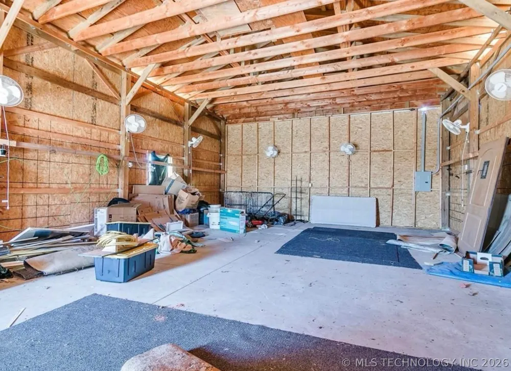 19700 Mooseville Drive Noble, OK 73068