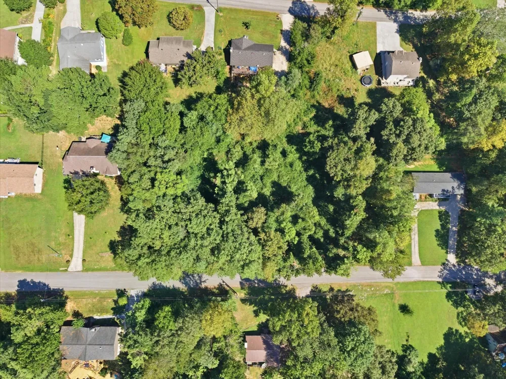 42 Troy Drive Dayton, TN 37321