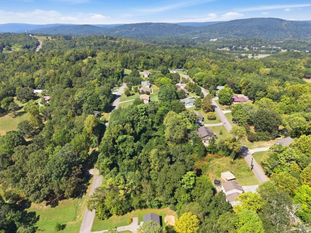 42 Troy Drive Dayton, TN 37321