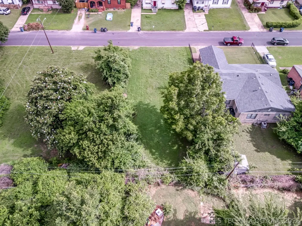 2042 E Young Place Tulsa, OK 74110