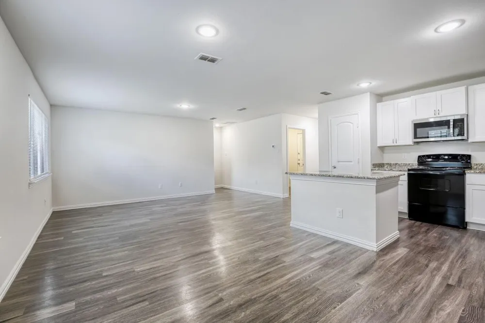 425 E Oakwood Street Tyler, TX 75702