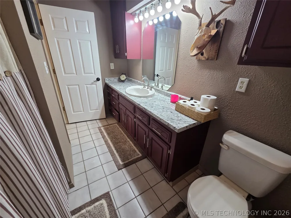 18082 County Road 1505 Ada, OK 74820