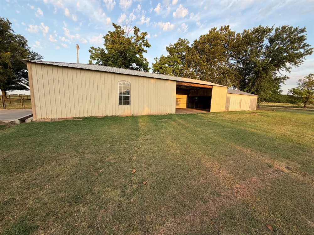 18082 County Road 1505 Ada, OK 74820