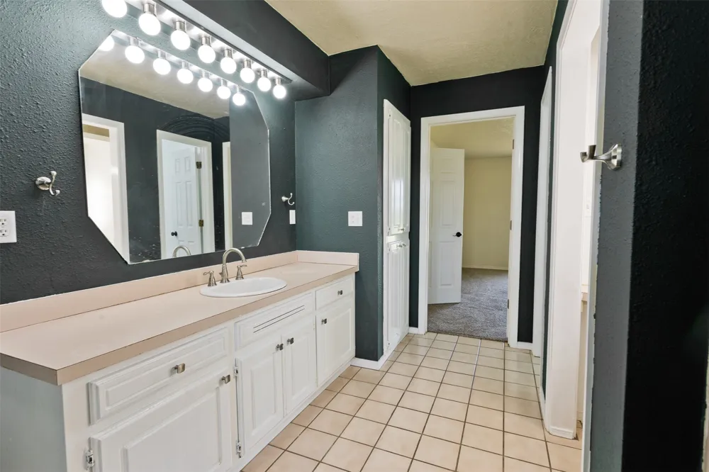 18082 County Road 1505 Ada, OK 74820