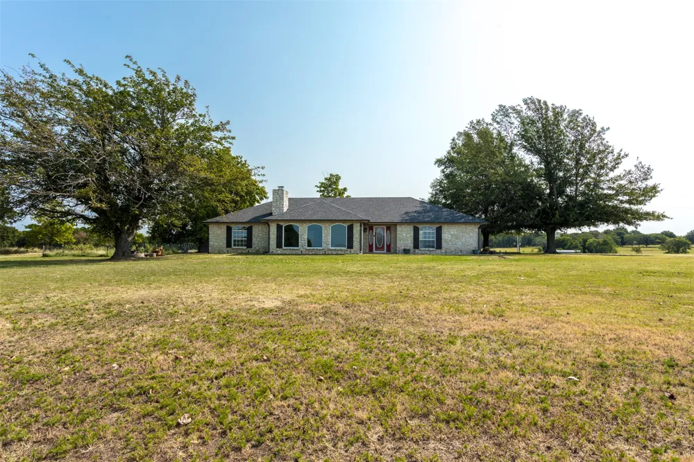 18082 County Road 1505 Ada, OK 74820