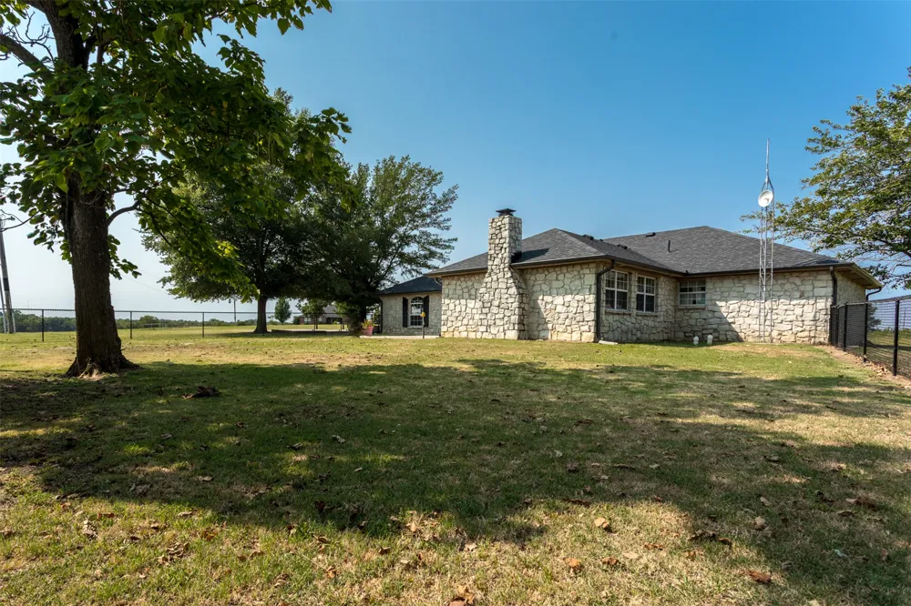 18082 County Road 1505 Ada, OK 74820