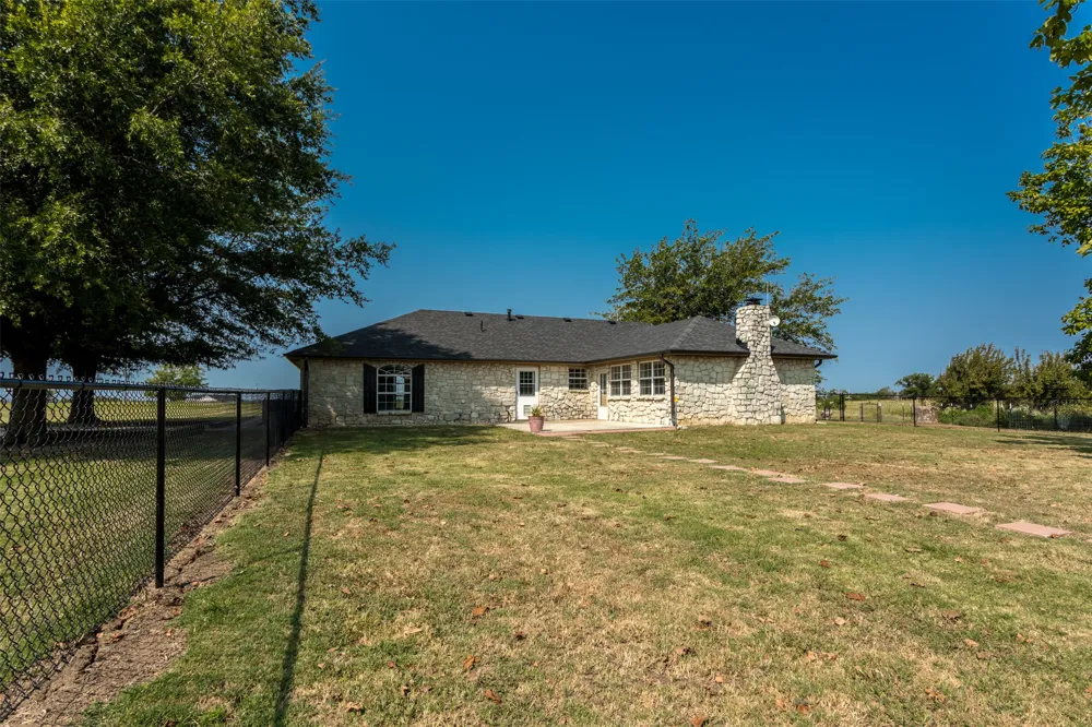 18082 County Road 1505 Ada, OK 74820