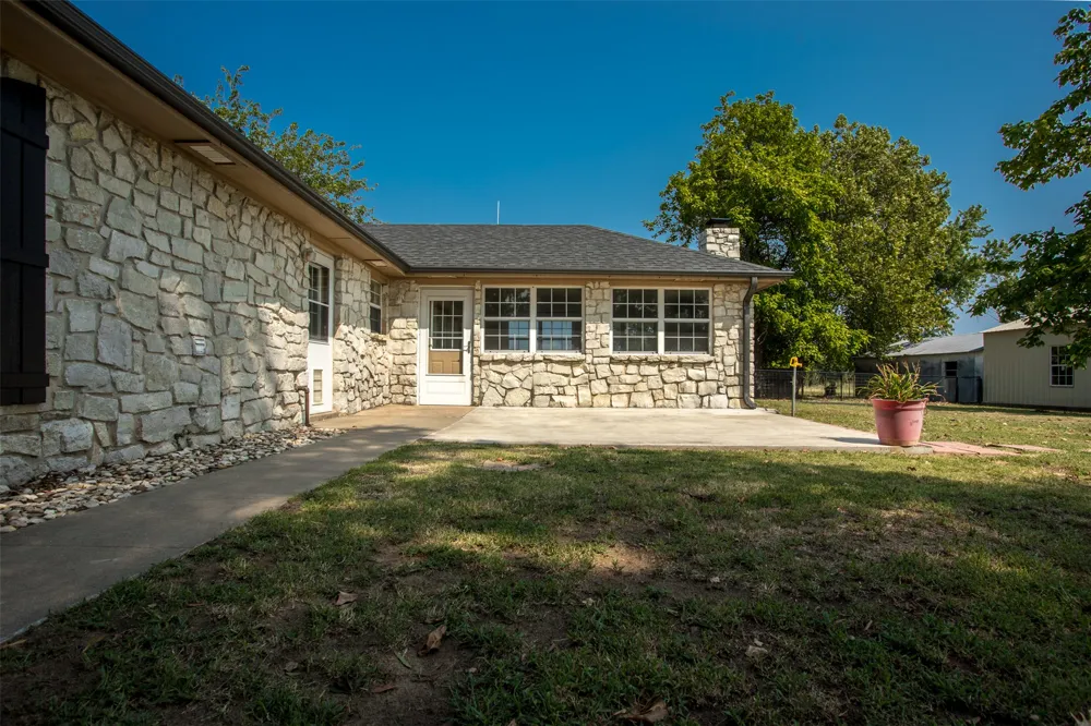 18082 County Road 1505 Ada, OK 74820