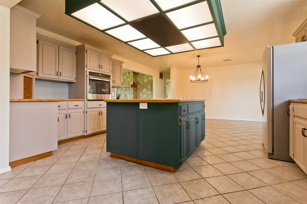 18082 County Road 1505 Ada, OK 74820