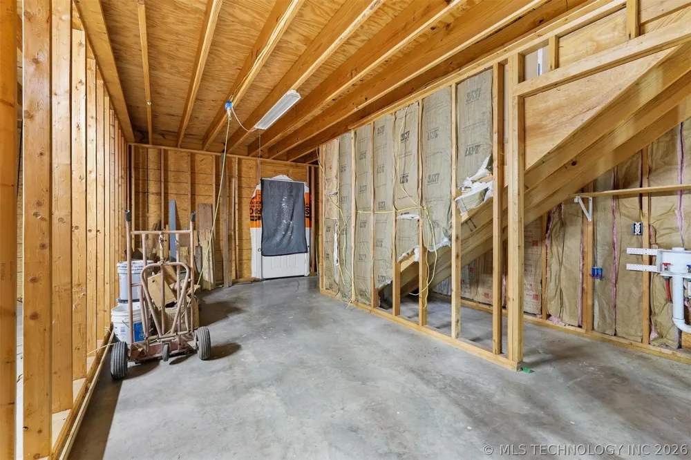 15715 State Road 78 Achille, OK 74720