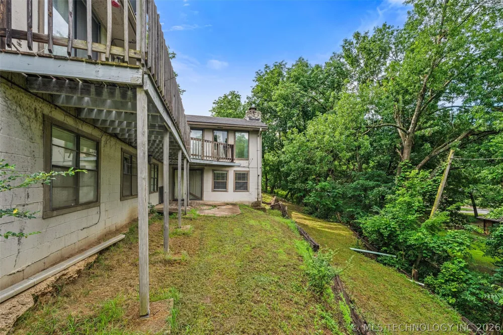 1329 Oakdale Drive Bartlesville, OK 74006