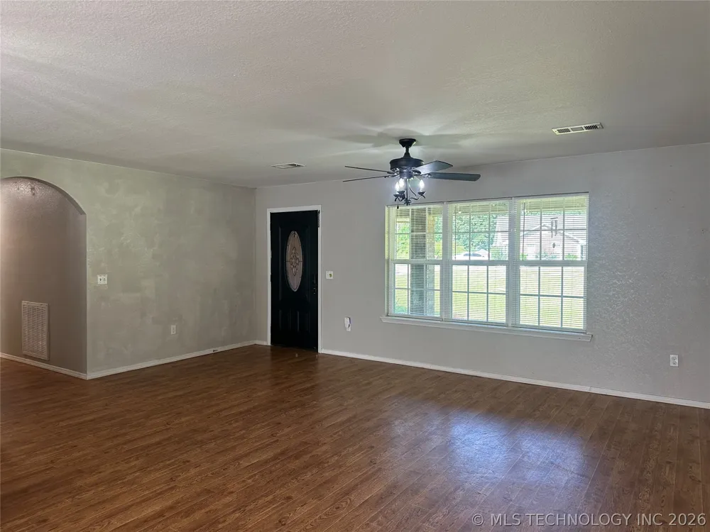 1400 Skyline Drive Durant, OK 74701