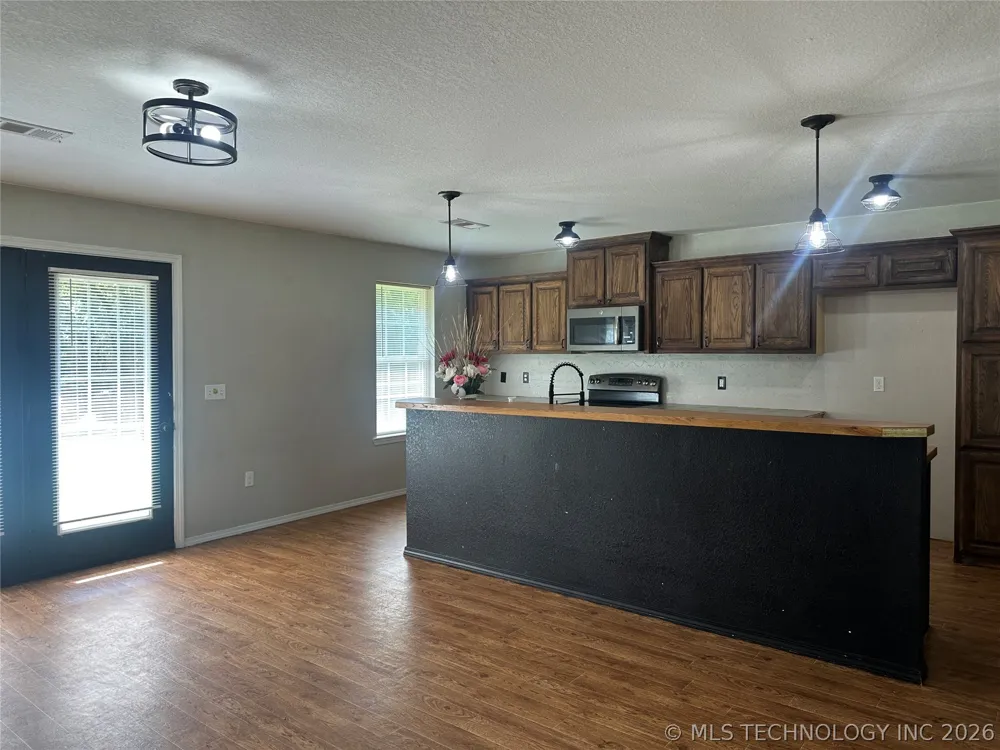 1400 Skyline Drive Durant, OK 74701