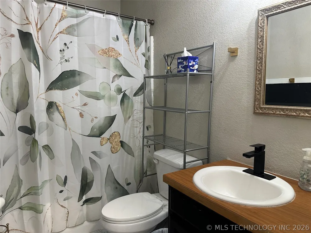 1400 Skyline Drive Durant, OK 74701