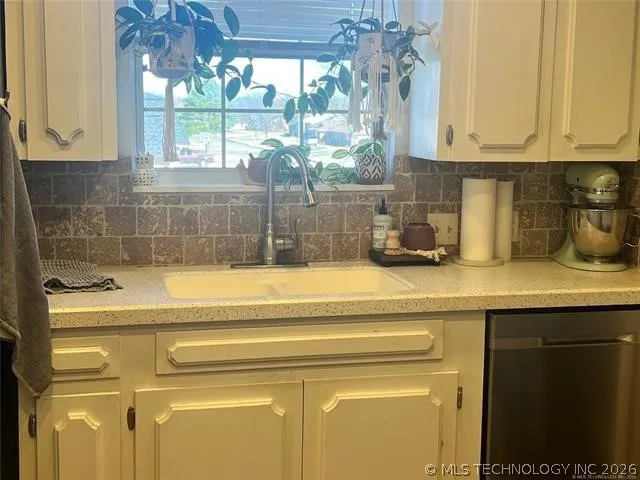 1901 Mockingbird McAlester, OK 74501