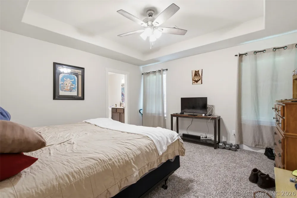 896 S Snyder Springs Loop Watts, OK 74338
