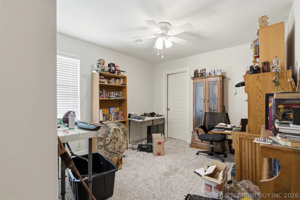 896 S Snyder Springs Loop Watts, OK 74338
