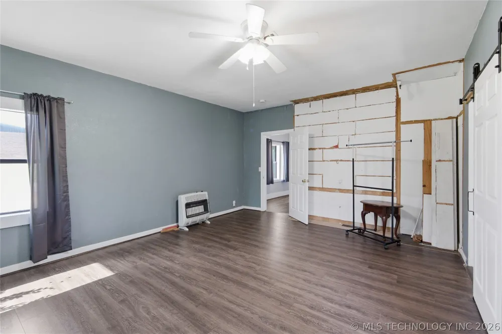 1613 E 9th Street Okmulgee, OK 74447