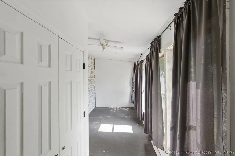 1613 E 9th Street Okmulgee, OK 74447