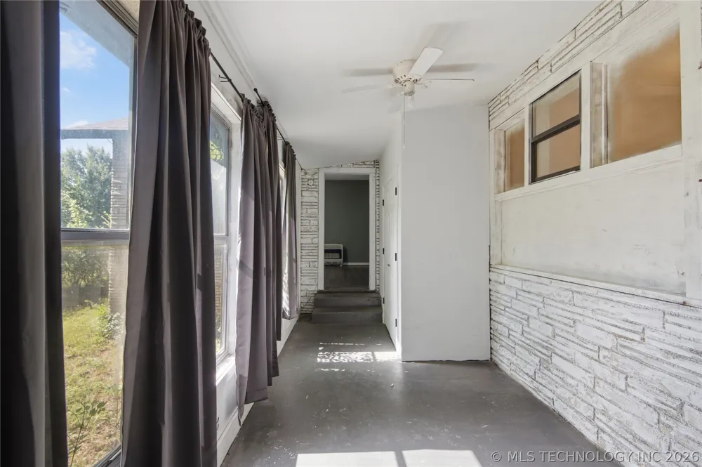 1613 E 9th Street Okmulgee, OK 74447