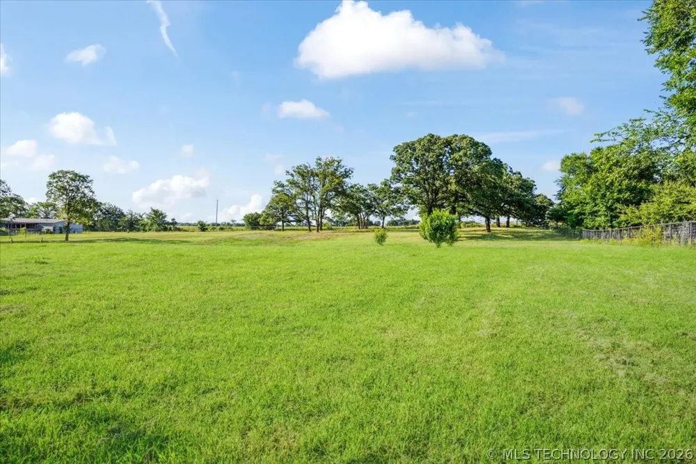 7939 W G Bar Road Atoka, OK 74525