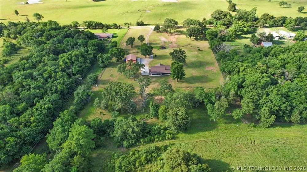 7939 W G Bar Road Atoka, OK 74525