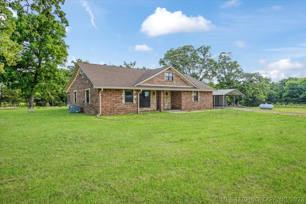7939 W G Bar Road Atoka, OK 74525