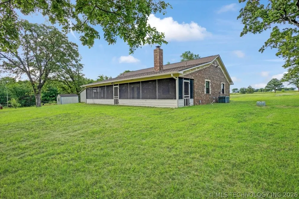 7939 W G Bar Road Atoka, OK 74525