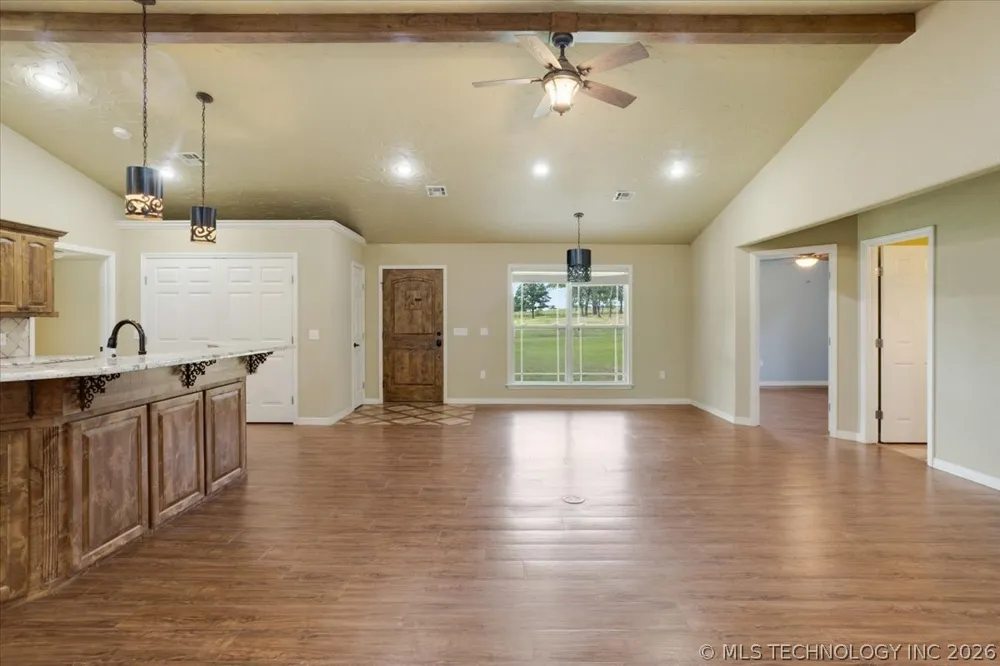 7939 W G Bar Road Atoka, OK 74525