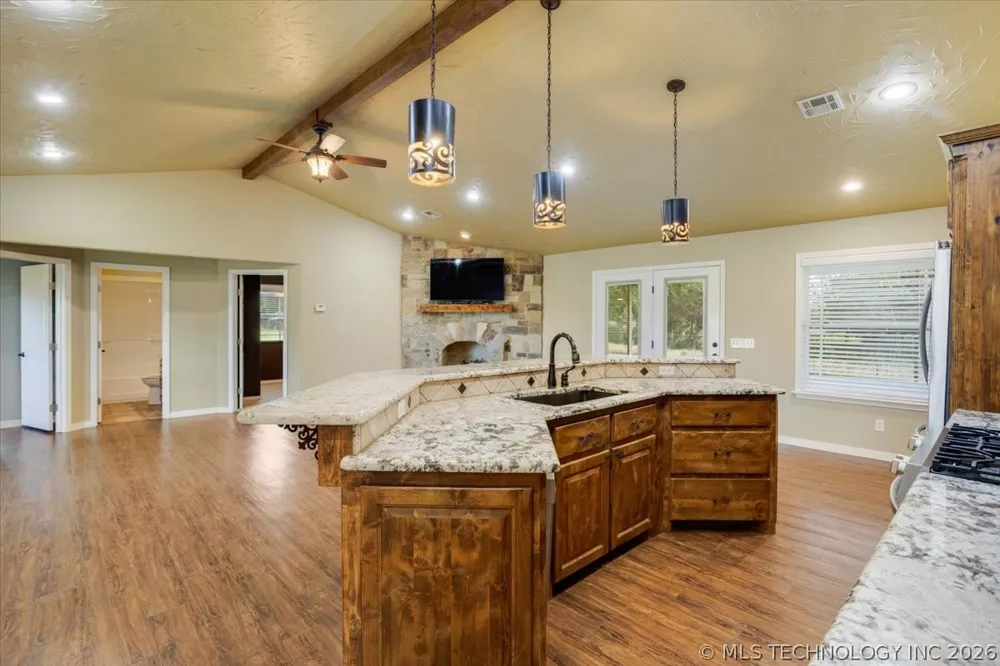 7939 W G Bar Road Atoka, OK 74525