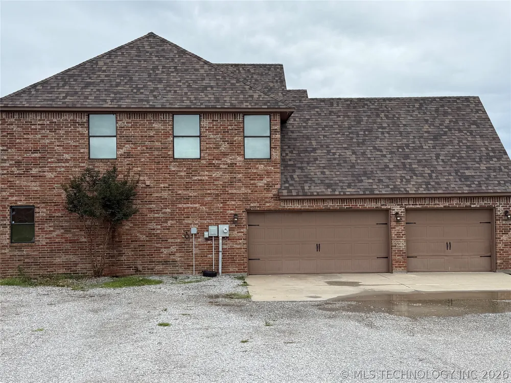 22 Covington Lone Grove, OK 73401