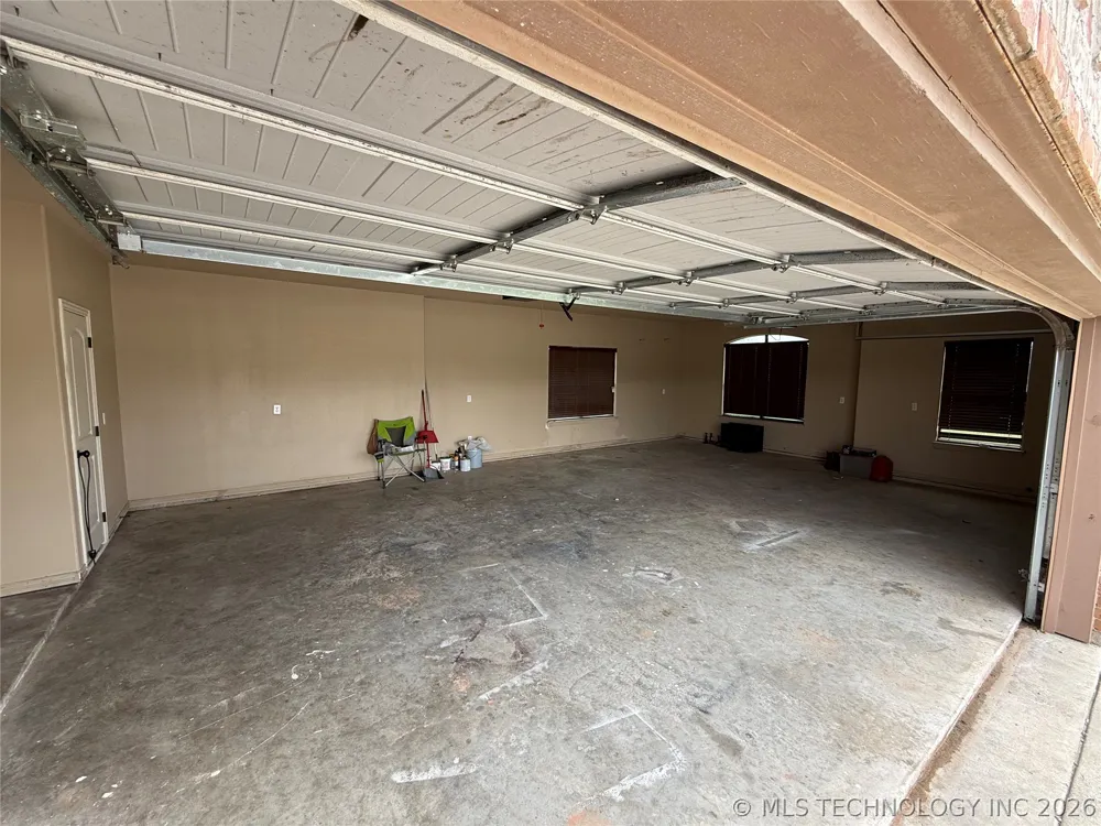 22 Covington Lone Grove, OK 73401