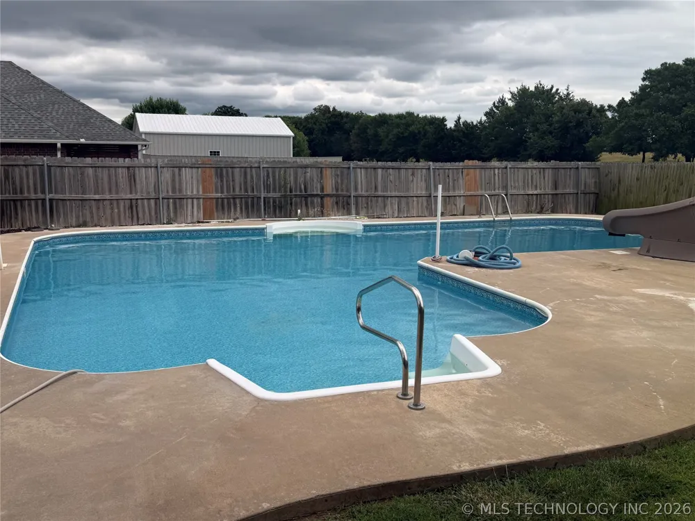 22 Covington Lone Grove, OK 73401