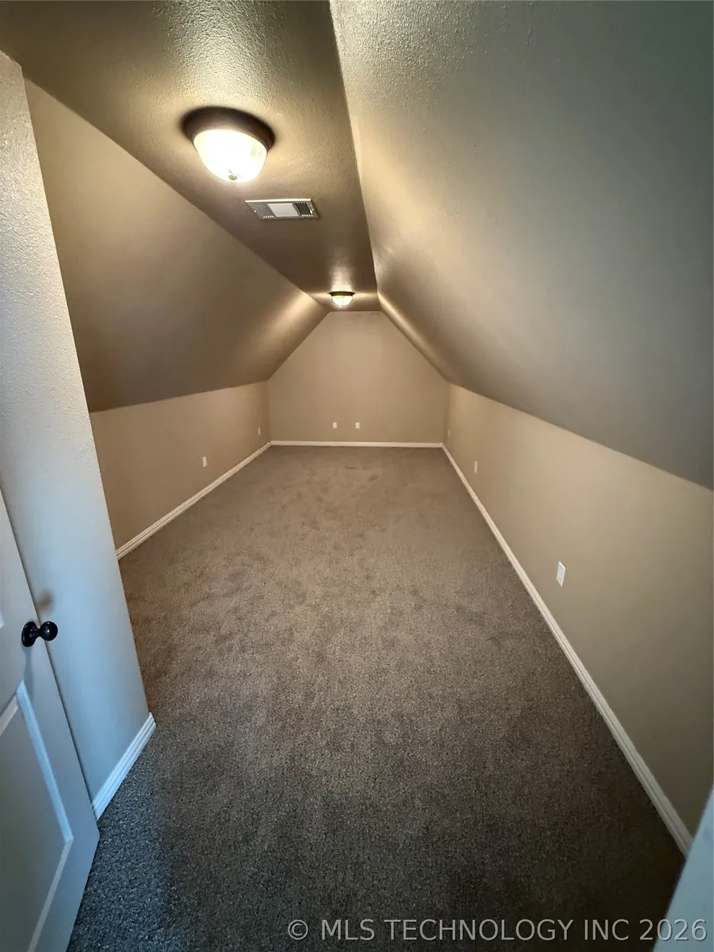 22 Covington Lone Grove, OK 73401