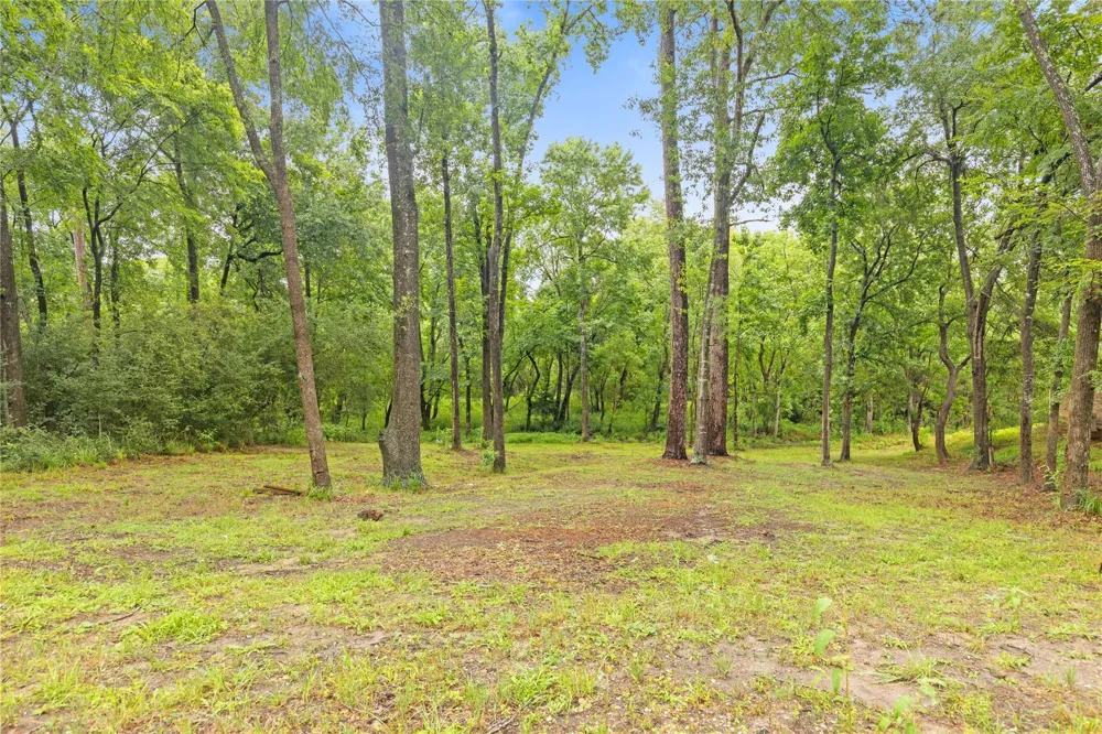 814 Overbrook Drive Huntsville, TX 77340