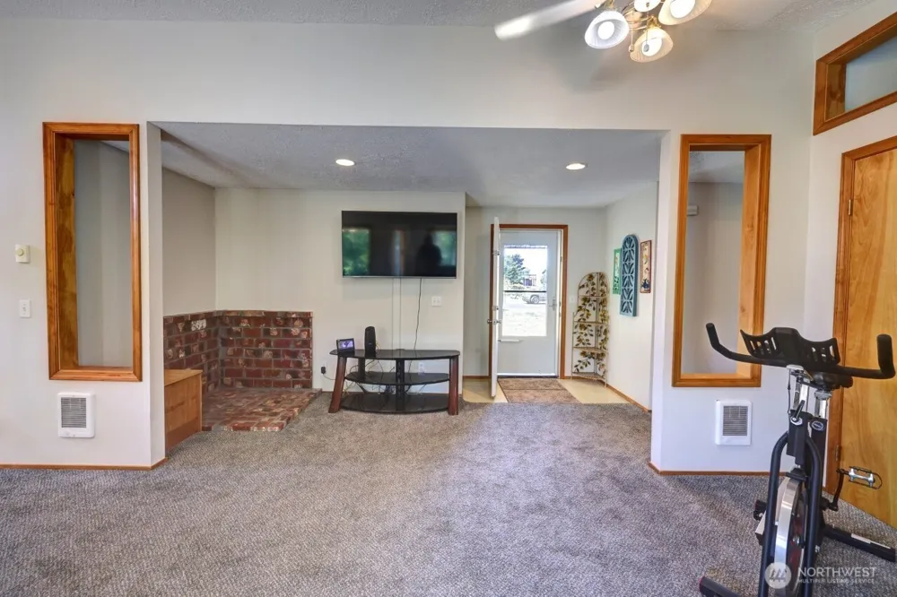 30308 H STREET Ocean Park, WA 98640