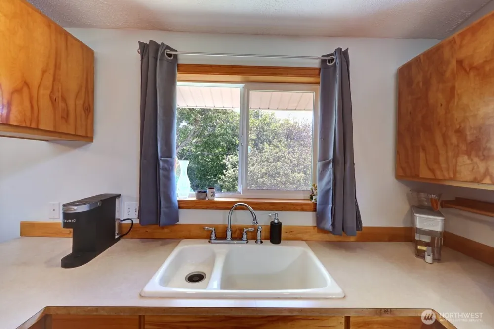 30308 H STREET Ocean Park, WA 98640