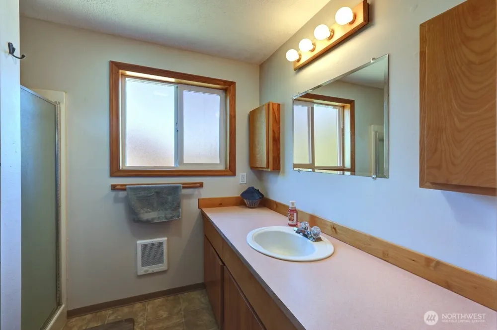 30308 H STREET Ocean Park, WA 98640