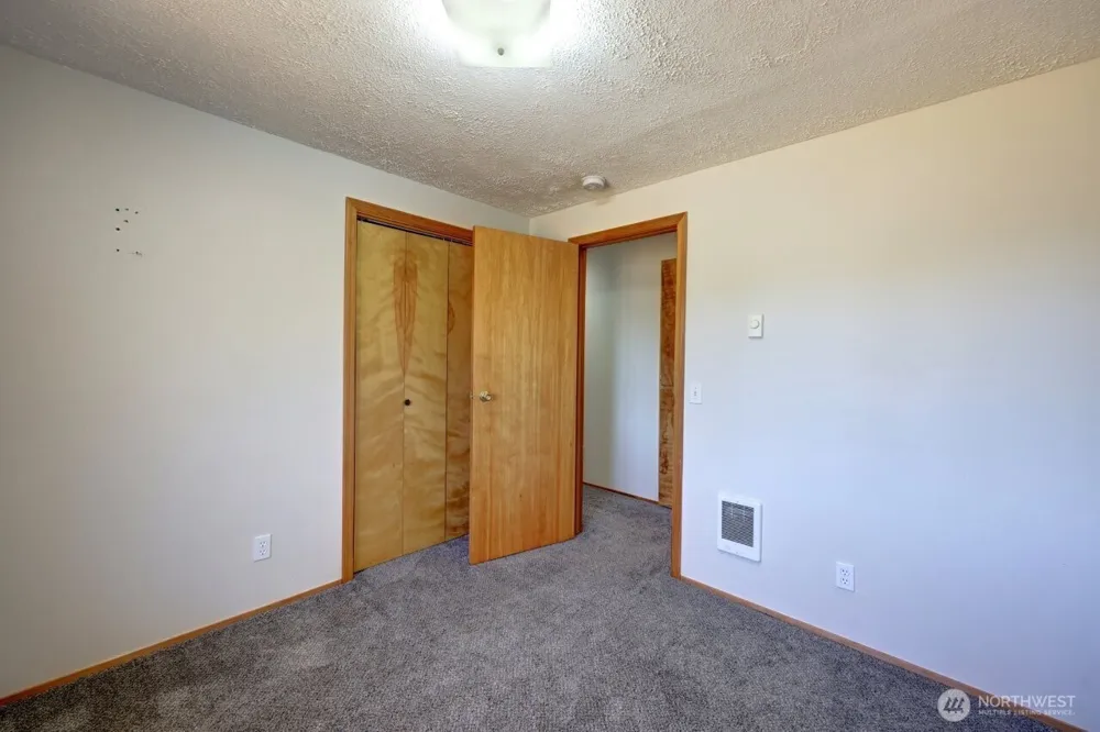 30308 H STREET Ocean Park, WA 98640