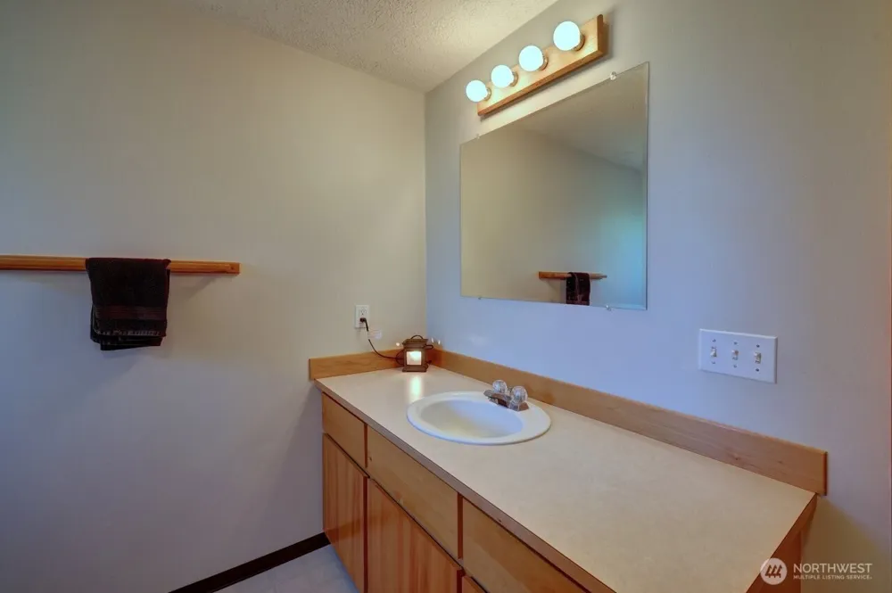30308 H STREET Ocean Park, WA 98640