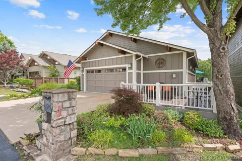 2371 Melody Point Circle