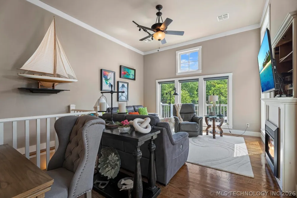 2371 Melody Point Circle Grove, OK 74344