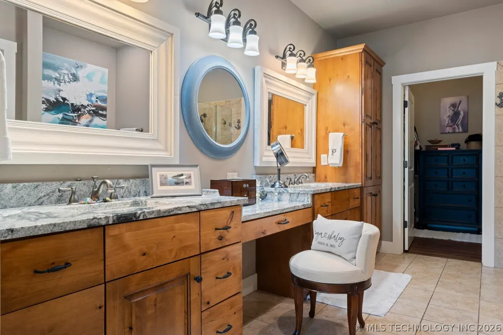 2371 Melody Point Circle Grove, OK 74344