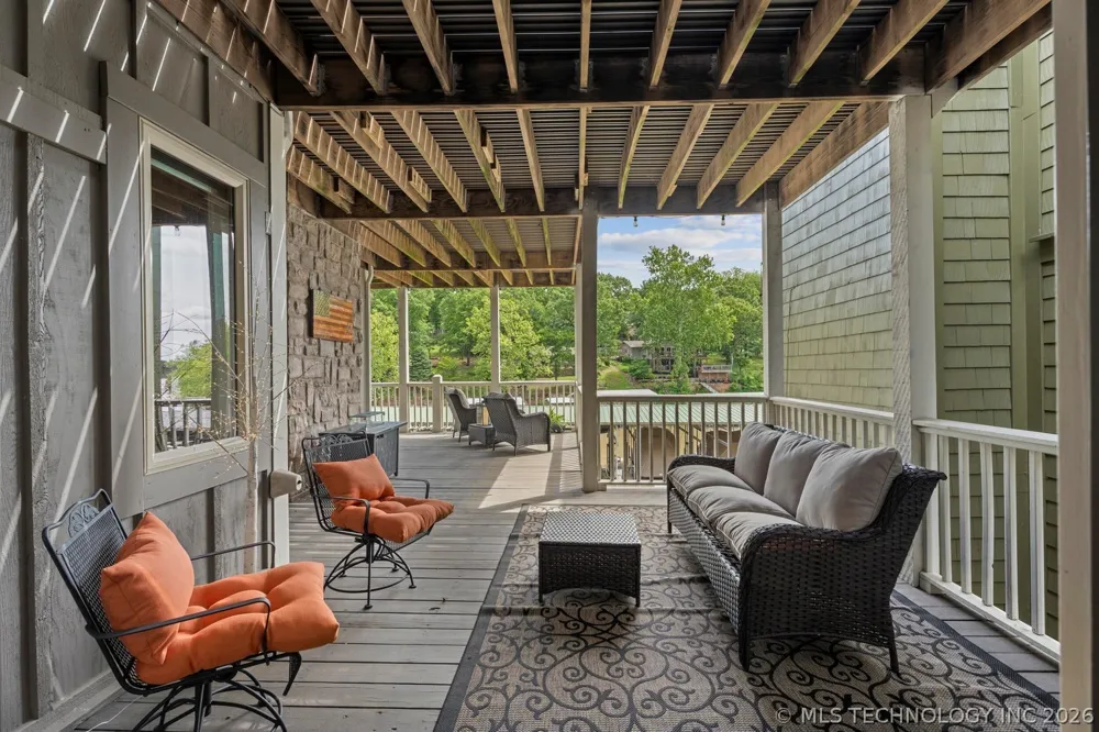 2371 Melody Point Circle Grove, OK 74344